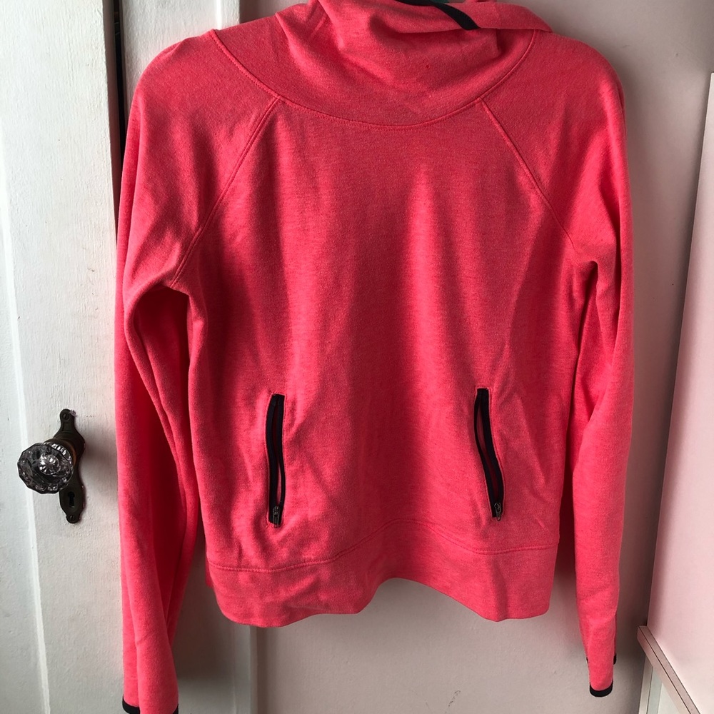 Hot pink active top